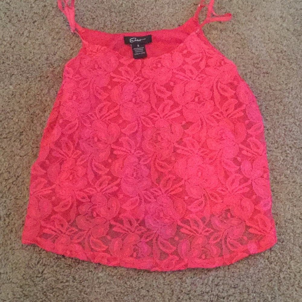 Woman’s tank top